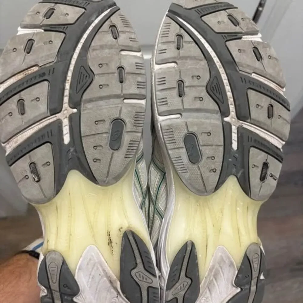 Asics GT-2160 White Cream Green Mesh Running Shoes Sneakers Mens Size 12